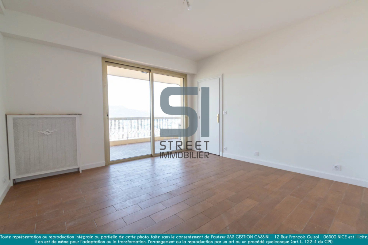 Location Appartement  4 pièces - 113m² 06000 Nice