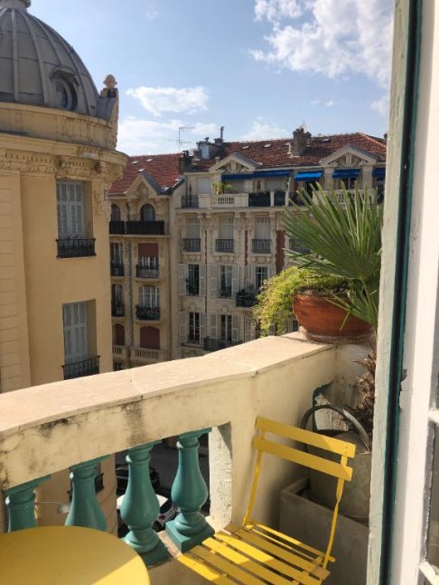Vente Appartement  2 pices - 51m 06000 Nice
