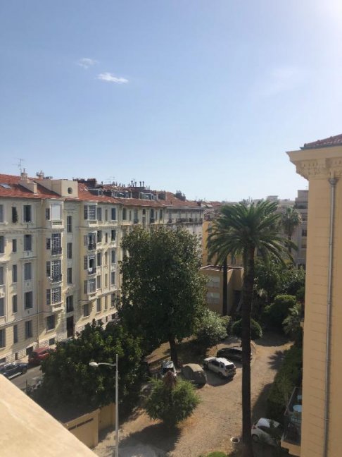 Vente Appartement  2 pices - 51m 06000 Nice