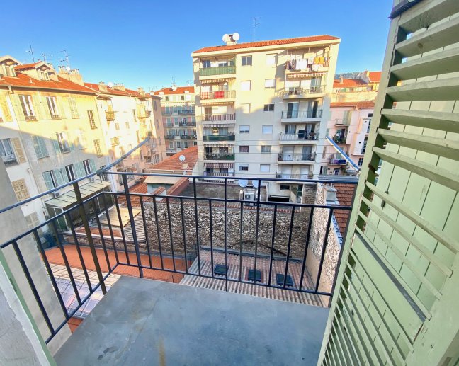Vente Appartement  2 pices - 38.49m 06300 Nice