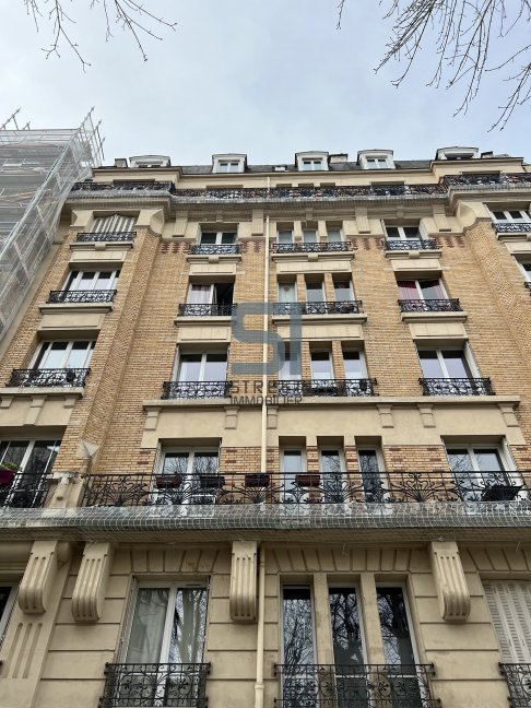Vente Appartement  2 pices - 39.84m 75020 Paris