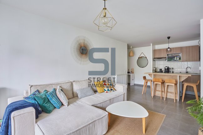 Location Appartement  2 pices - 49m 93260 Les Lilas
