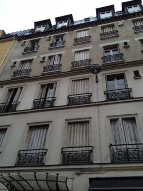 Location Appartement  1 pice (studio) - 24m 75020 Paris