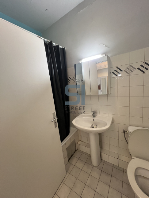 Location Appartement  1 pice (studio) - 25m 06000 Nice