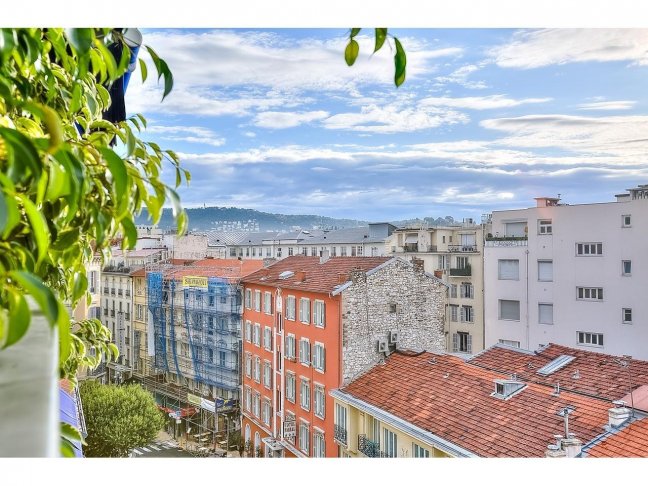 Vente Appartement  2 pices - 61m 06000 Nice