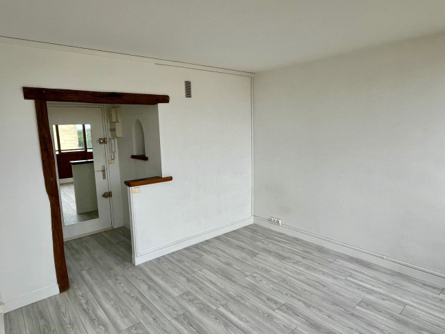 Location Studio  1 pi�ce (studio) - 24.8m� 92360 Meudon La Foret