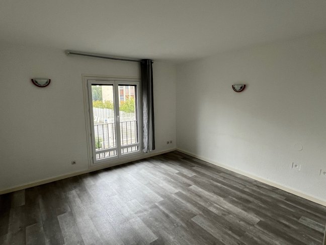 Location Appartement  2 pices - 45.1m 92360 Meudon La Foret