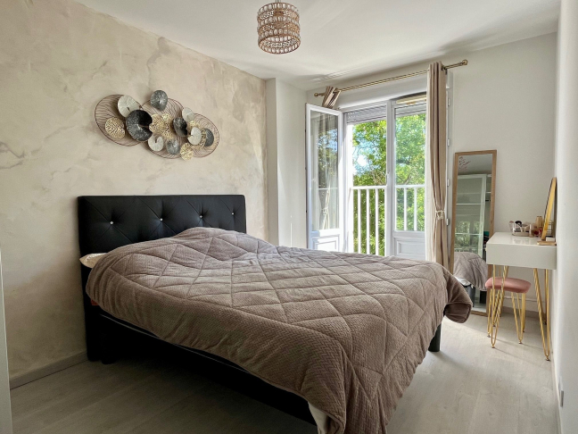 Vente Appartement  3 pices - 63m 92360 Meudon La Foret