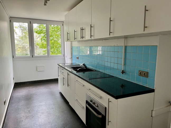 Vente Appartement  3 pices - 65m 92360 Meudon La Foret