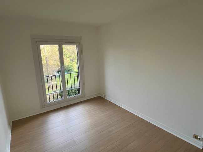 Location Appartement  3 pi�ces - 56m� 92360 Meudon La Foret