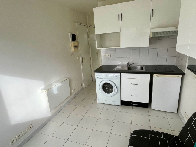 Vente Chambre individuelle  1 pi�ce (studio) - 11.7m� 92360 Meudon La Foret