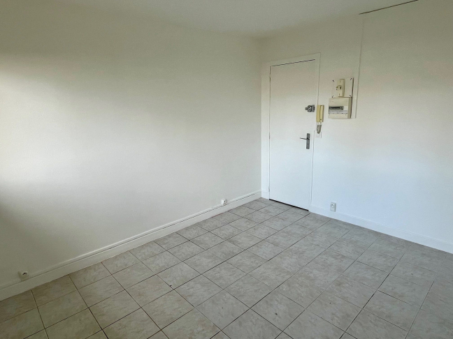 Location Chambre individuelle  1 pi�ce (studio) - 14.86m� 92360 Meudon La Foret