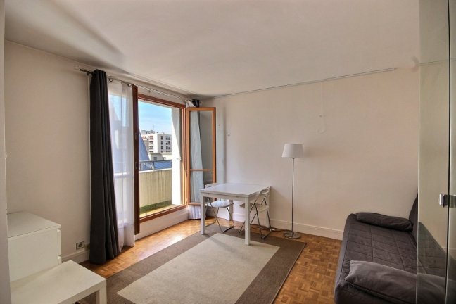 Location appartement meubléParis 75015