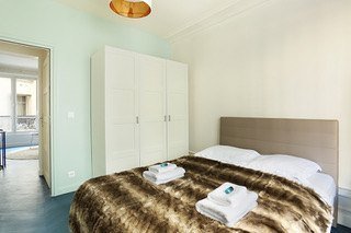 Location appartement meubléParis 75018