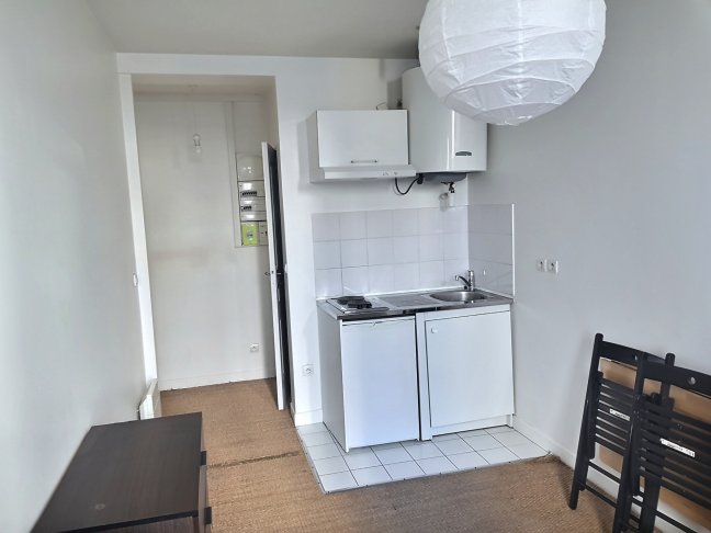 Location appartement meubléParis 75018