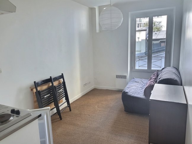Location appartement meubléParis 75018