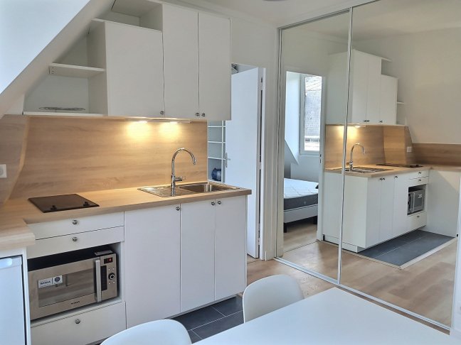 Location appartement meubléParis 75017