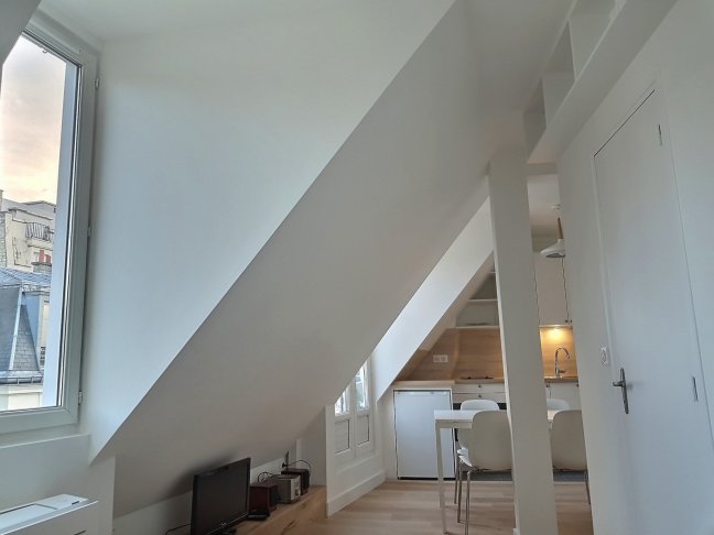 Location appartement meubléParis 75017
