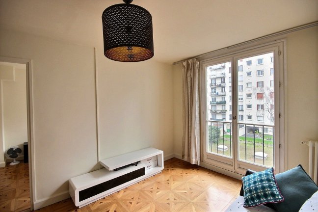 Location Appartement meubl� 3 pi�ces - 48.13m� 75015 Paris
