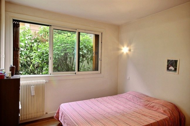 Location Appartement meubl 3 pices - 60m 75020 Paris