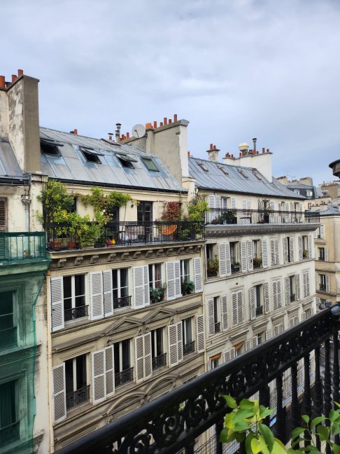Location Appartement meubl 4 pices - 78m 75009 Paris