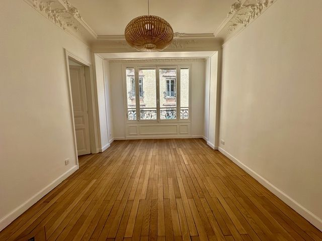 Location Appartement  2 pices - 48m 75013 Paris