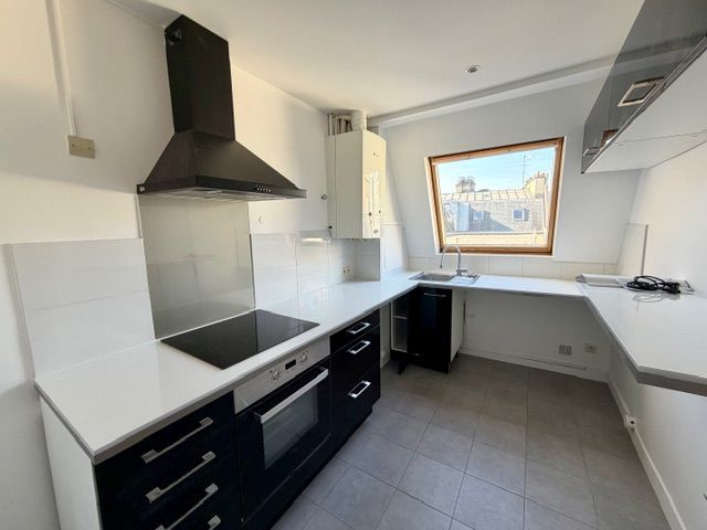 Location Appartement  3 pices - 75.59m 75006 Paris