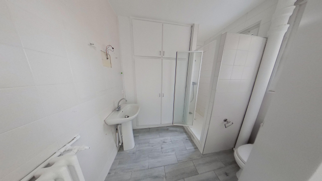 Vente Appartement 2 pièces - 49m² 75020 Paris