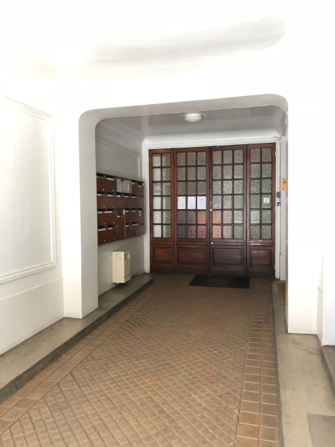 Vente Appartement 2 pièces - 87m² 75011 Paris