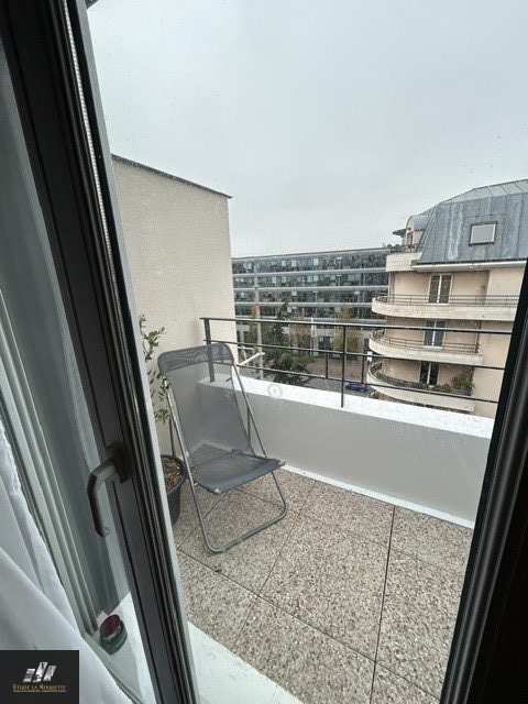 Vente Appartement  3 pices - 77m 92320 Chatillon