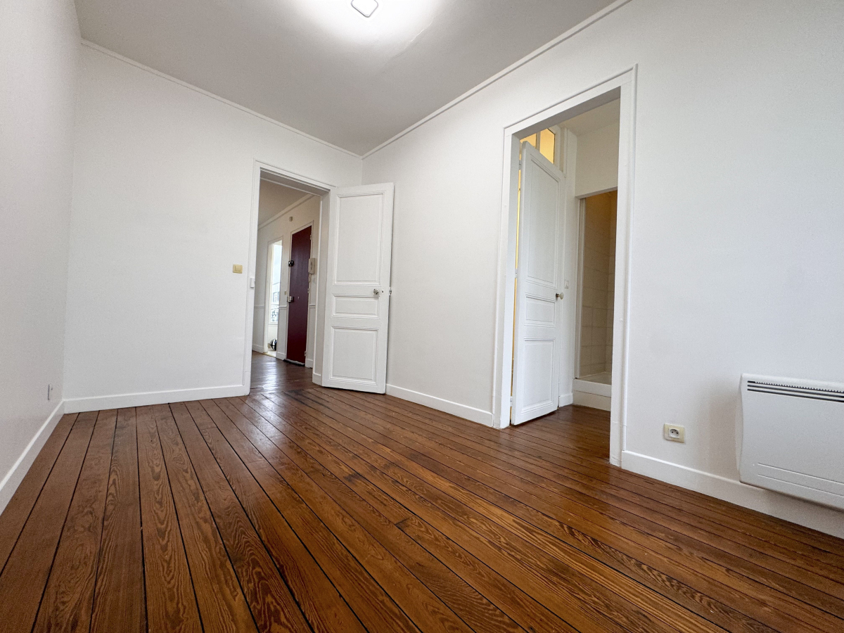 Location Appartement  3 pièces - 29.88m² 94200 Ivry-sur-seine