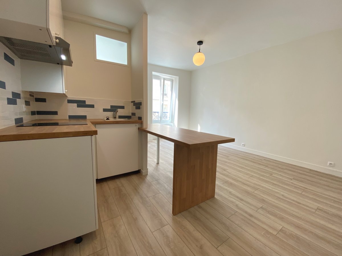 Location Appartement 1 pièce (studio) - 18.69m² 75011 Paris