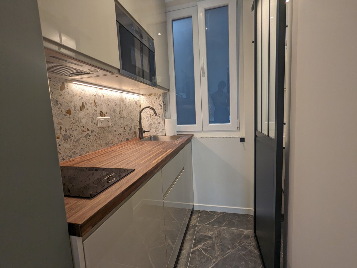 Location Appartement meublé 1 pièce (studio) - 15.65m² 75008 Paris