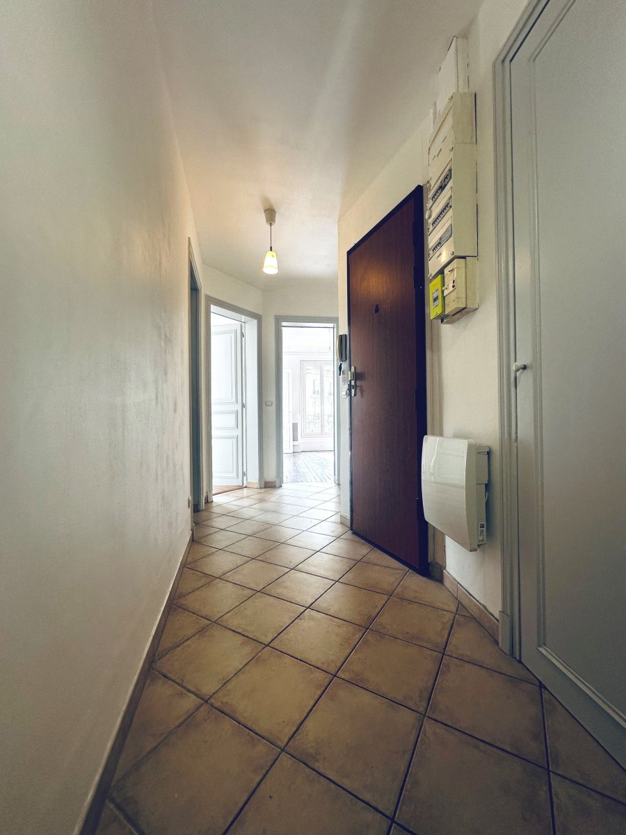 Location Appartement 3 pièces - 72.14m² 75012 Paris