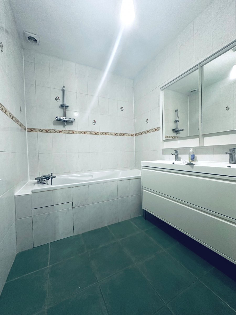 Location Appartement 3 pièces - 72.14m² 75012 Paris