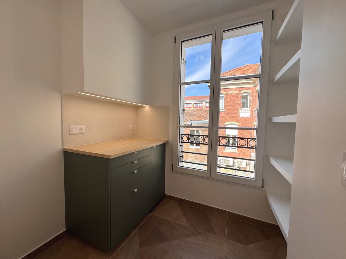 Location Appartement  4 pièces - 76.83m² 94160 Saint-mande