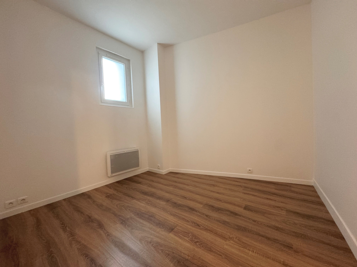 Location Appartement  2 pièces - 32m² 94200 Ivry-sur-seine