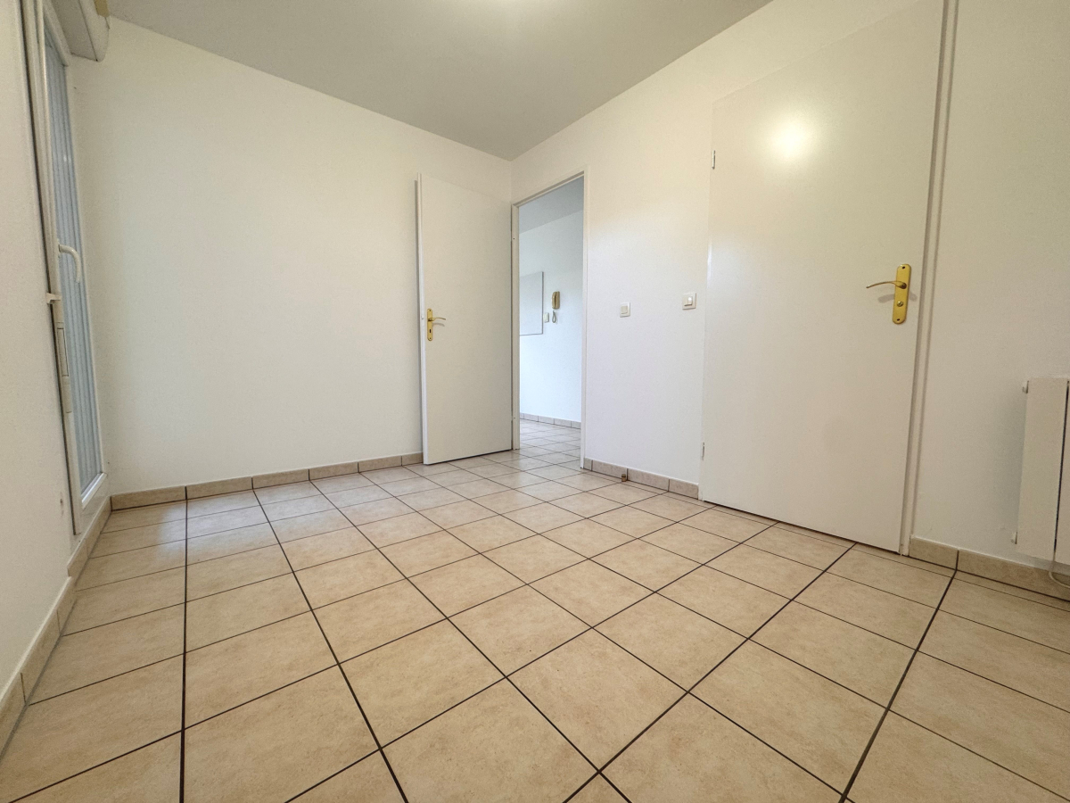 Location Appartement  2 pièces - 35m² 94400 Vitry-sur-seine