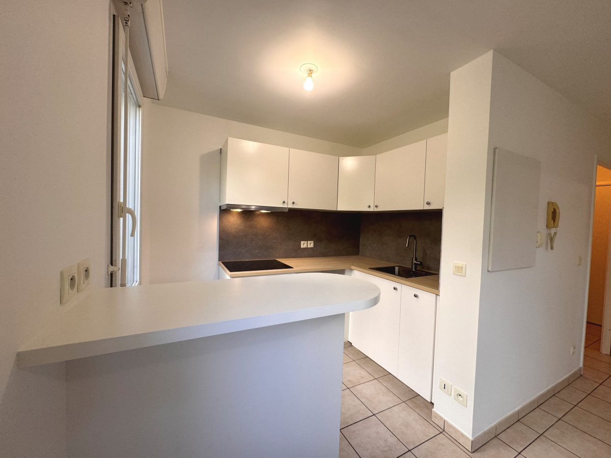 Location Appartement  2 pièces - 35m² 94400 Vitry-sur-seine