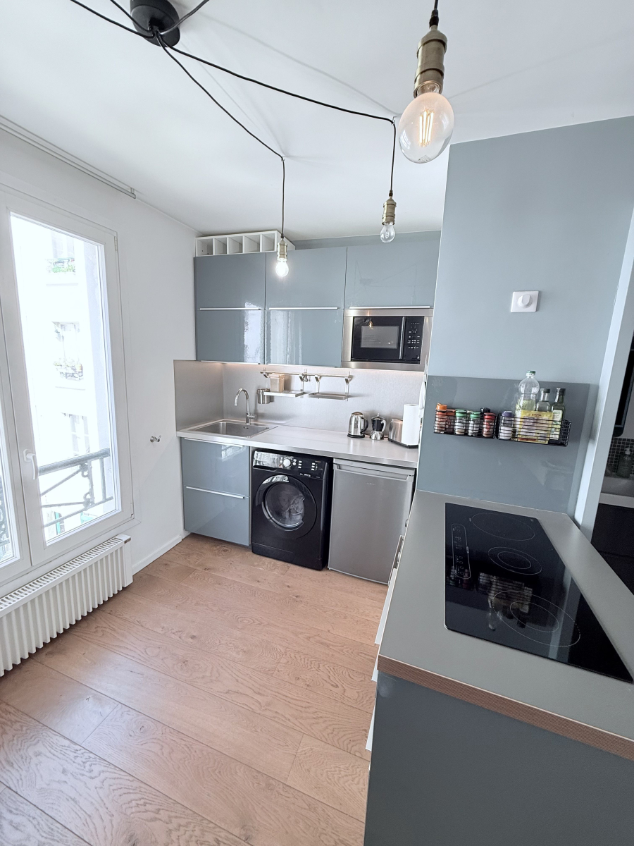 Location Appartement meublé 1 pièce (studio) - 27m² 75009 Paris