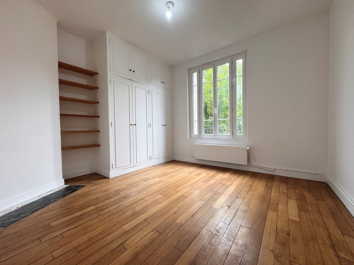 Location Appartement  3 pièces - 53m² 78000 Versailles