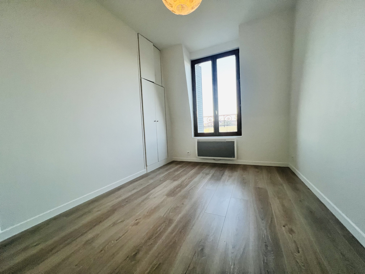 Location Appartement  3 pièces - 42m² 95210 Saint-gratien