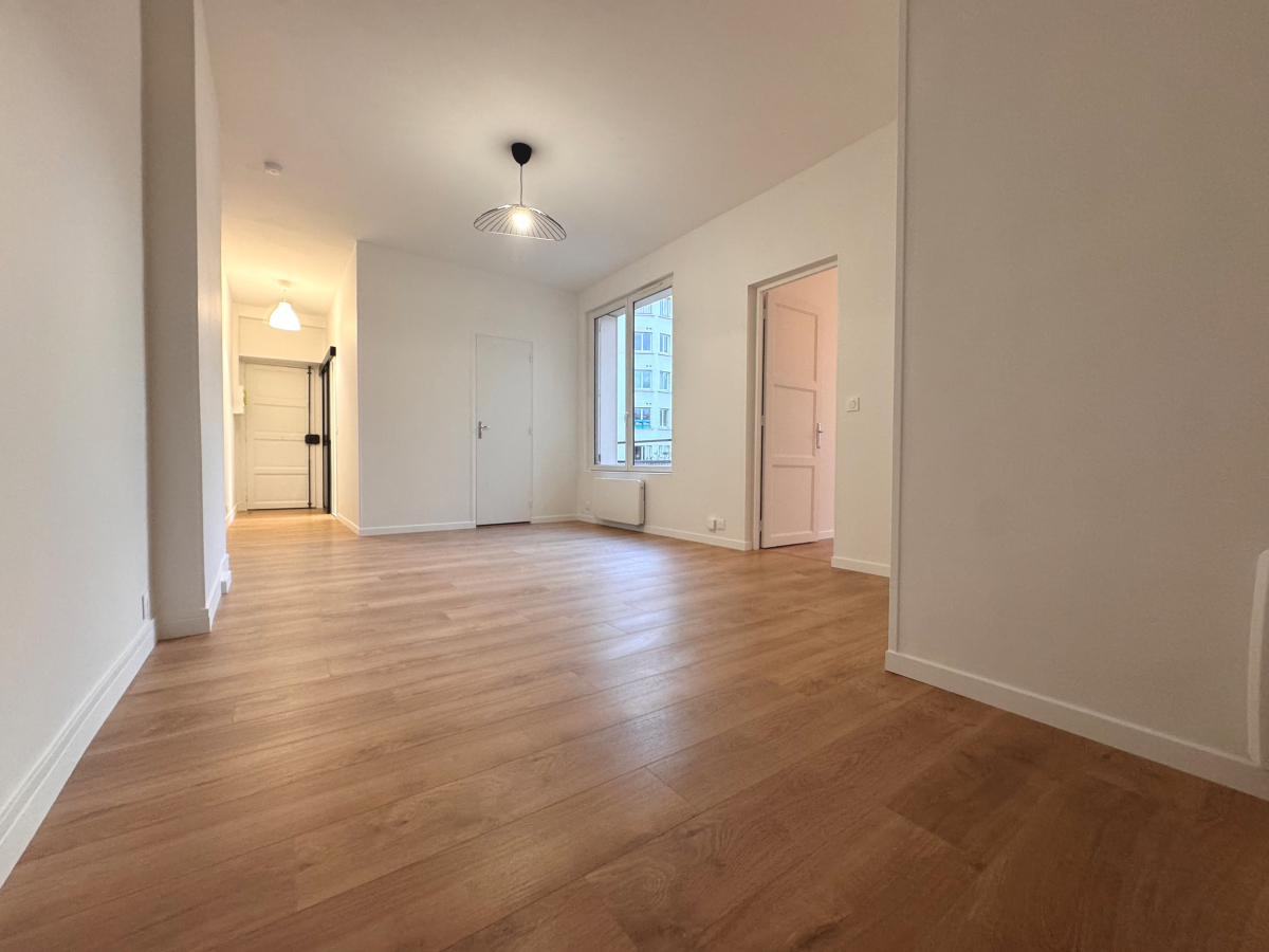 Location Appartement  2 pièces - 44.33m² 93400 Saint-ouen