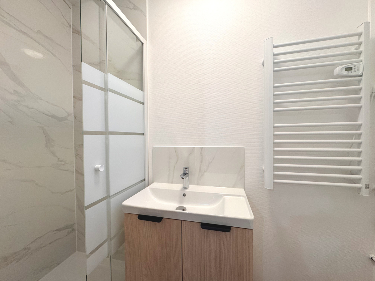 Location Appartement  2 pièces - 44.33m² 93400 Saint-ouen