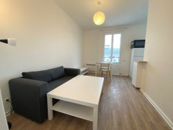Location appartement meublParis 75018