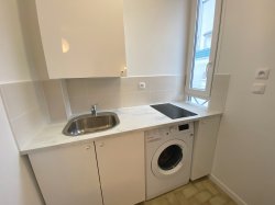 Location appartement meubléParis 75018
