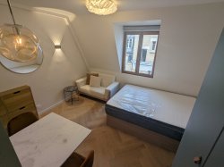 Location appartement meubléParis 75008