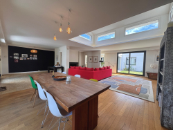 Location maison meubléNoisy-le-grand 93160