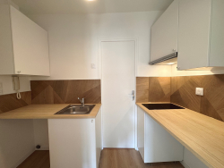Location appartement Paris 75018