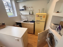 Location appartement meubléParis 75010